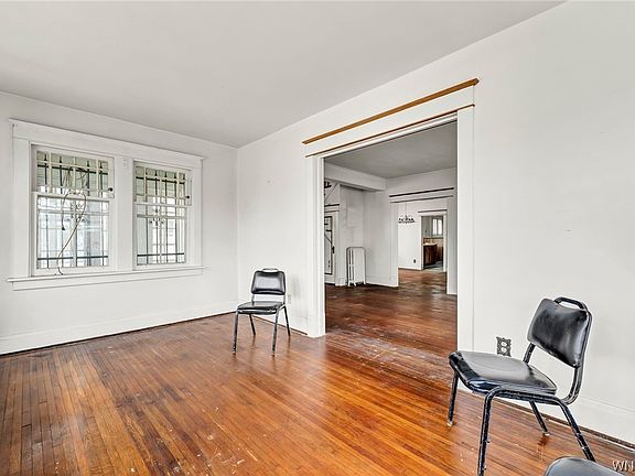 5th image of 50 Littlefield Ave