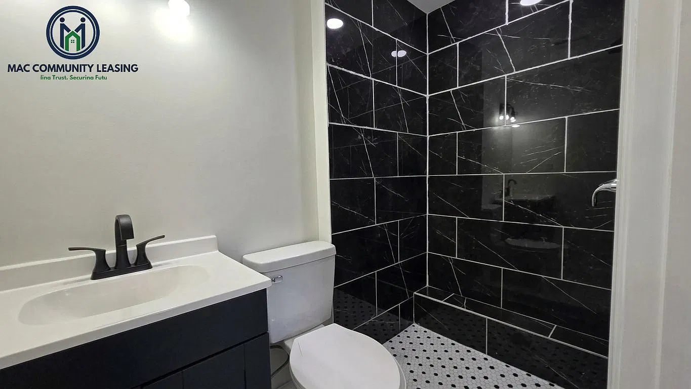 3 bed, 1300 sqft, $2,995 — Photo 3