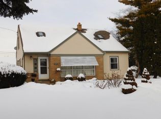 7216 W Beloit Rd, Milwaukee, WI 53219