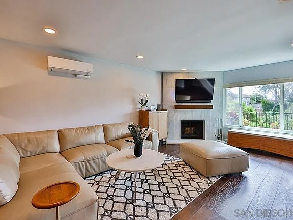 2nd image of 4212 Maryland St APT 5