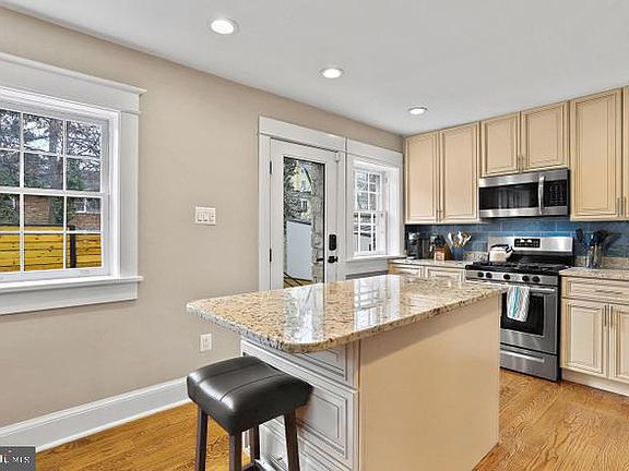 3rd image of 2347 S Arlington Ridge Rd