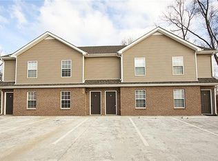 681 Oliver Loop APT B, Clarksville, TN 37040