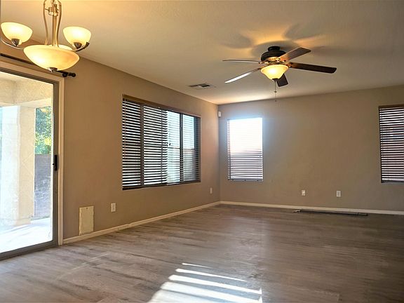 5th image of 15143 W Bola Dr