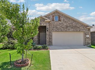 10513 Summer Place Ln, Fort Worth, TX 76140