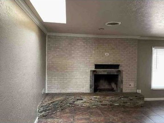 Additional Living Room