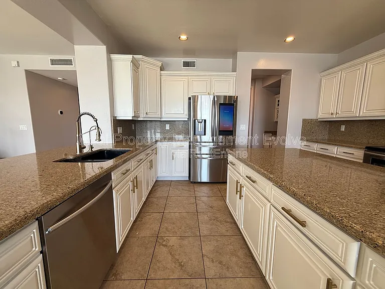 4287 S Kimberlee Dr — Photo 23