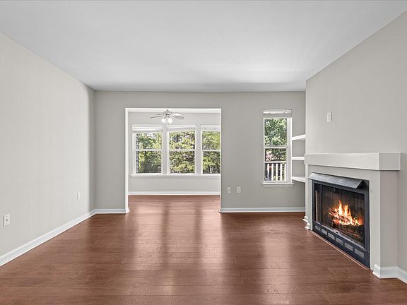 3rd image of 1300 Hillbrow Ln APT 302