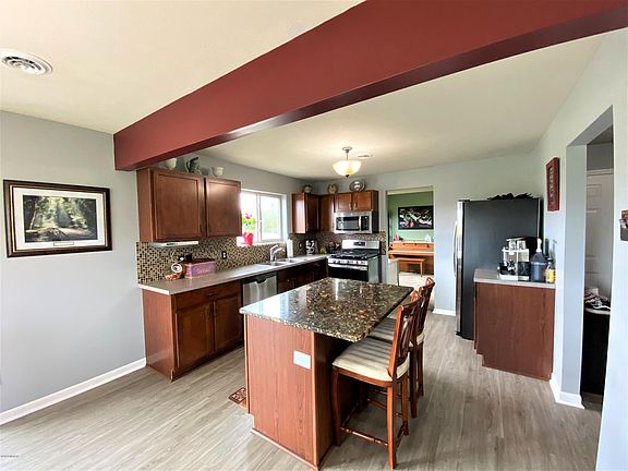 5th image of 14692 Crescent Meadows Dr