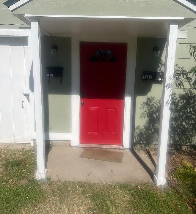 1st image of 1315 E California St