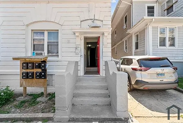 2 bed, $2,100 — Photo 4