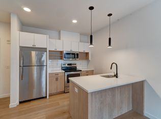 102 Howe St #503, New Haven, CT 06511