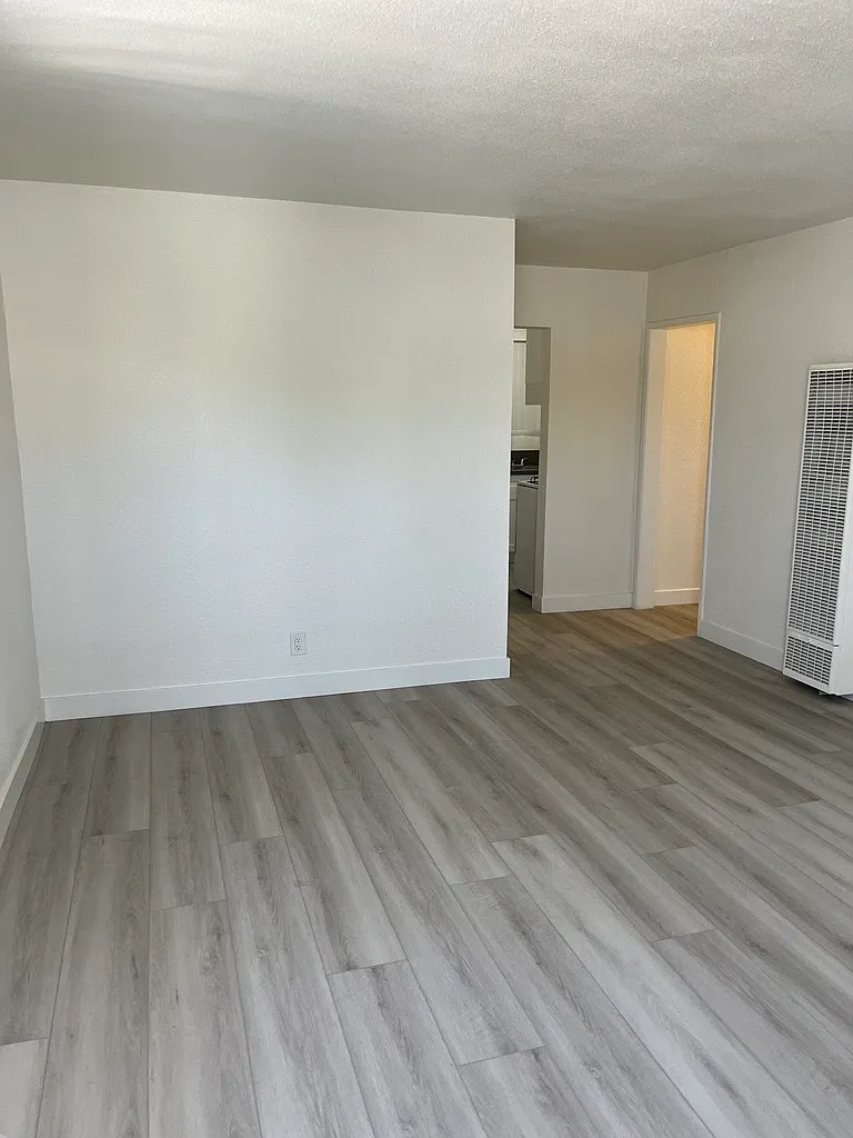 Building Photo - 312 W 120th St #4