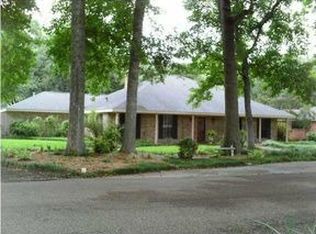 617 Alonda Dr, Lafayette, LA 70503