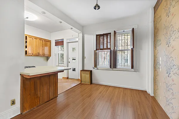 Rented by Compass | media 16