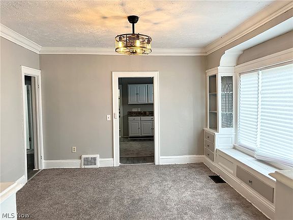 5th image of 3770 E 146th St