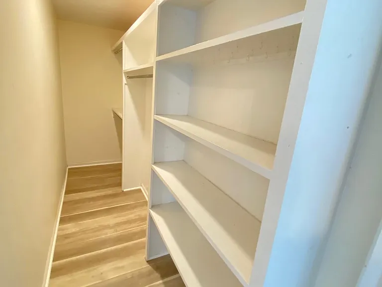 1014 Main St #B — Photo 7