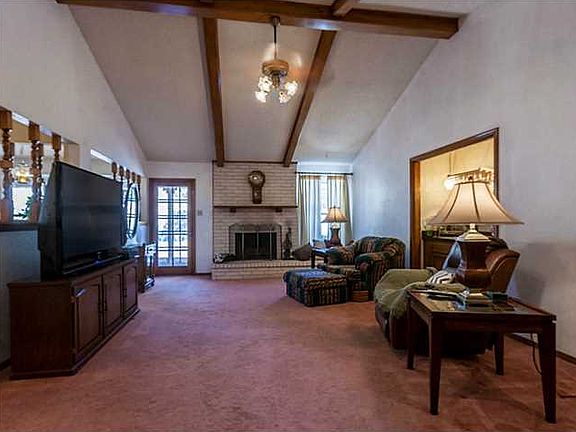 3rd image of 1348 Vista Granada Dr