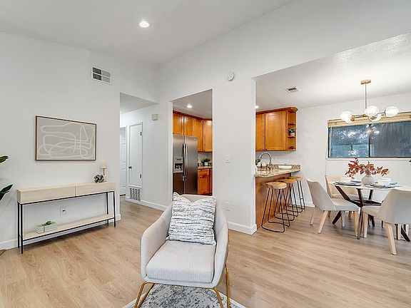 5th image of 3602 Ivalynn Cir