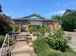 2815 NE Schuyler St, Portland, OR 97212