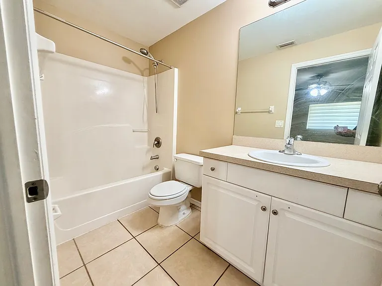 346 Bell Blvd S — Photo 22