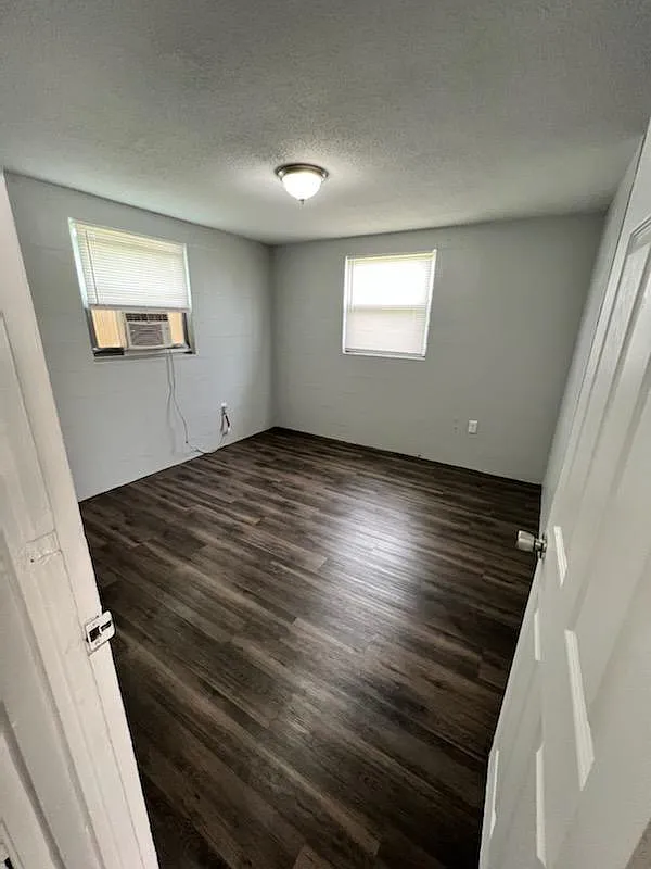 2 Bedroom - The Crossings at Palmetto — Photo 4