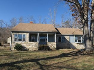 5221 Craig Valley Dr, New Castle, VA 24127