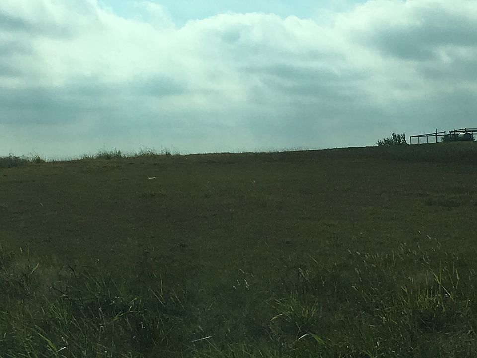 2nd image of 3183 Levi Pkwy
