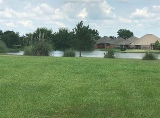 204 Crown Point Cir, Pearl, MS 39208