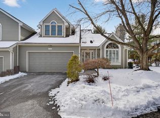 152 Deer Ford Dr, Lancaster, PA 17601
