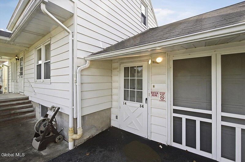 3rd image of 1434 Cullen Avenue