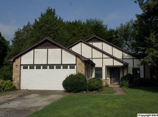6411 Flo Dr NW, Huntsville, AL 35810