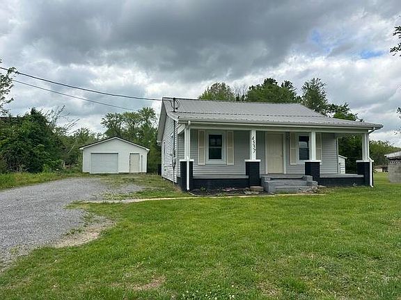 2nd image of 4557 Hendron Rd