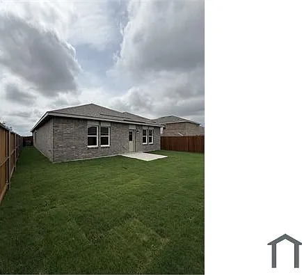 1230 Lambert Dr #L — Photo 22