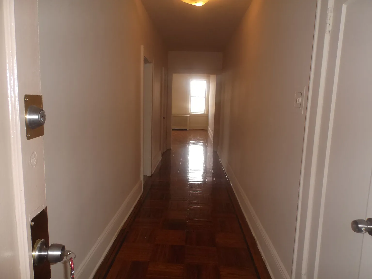 1033 Stuyvesant Avenue — Photo 2