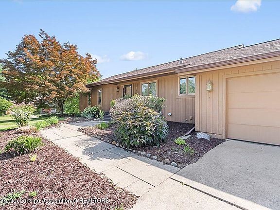 5th image of 3842 Pine Knoll Dr