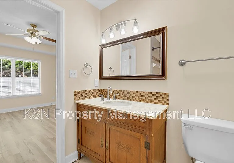 7331 Leghorn St — Photo 27