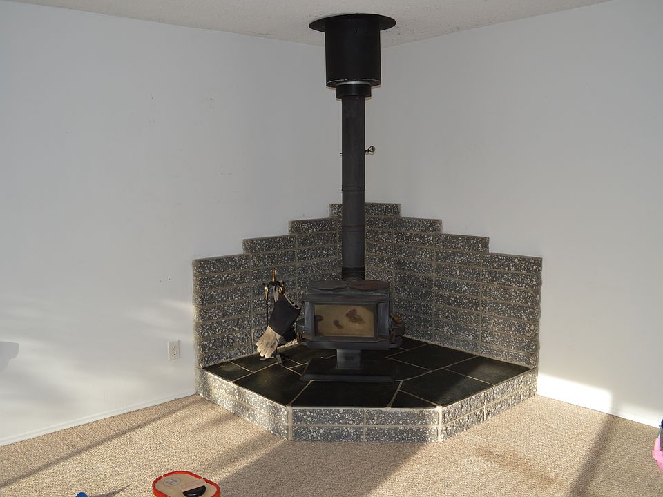 Wood burning fireplace