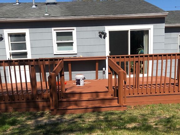 3rd image of 300 Essex Dr
