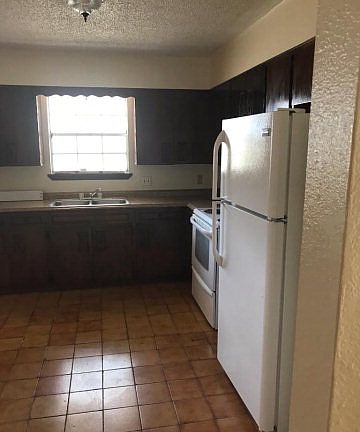 5th image of 115 N Mayberry St #A