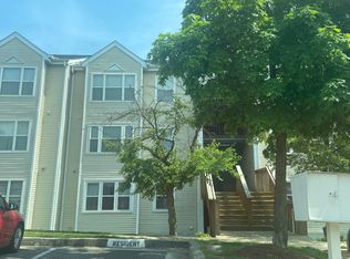 8 Fallen Tree Ct UNIT C, Halethorpe, MD 21227