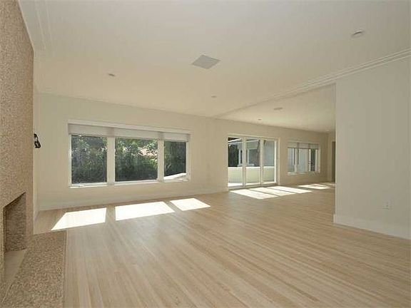 2nd image of 1200 San Remo Ave