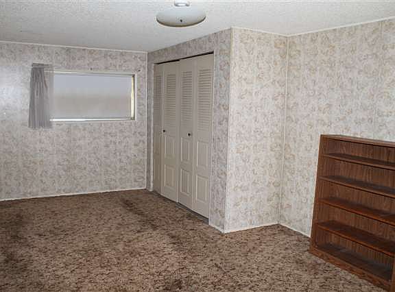5th image of 2627 E Hoffman Ave