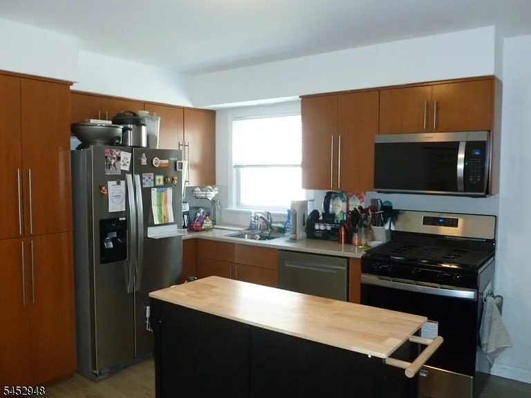 33 N Willow St #1 — Photo 6
