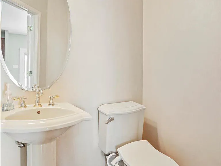 319 Morlyn Dr — Photo 21