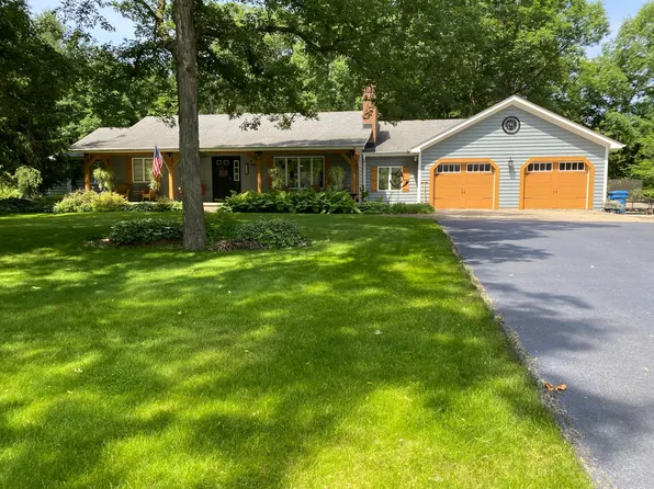 6854 Mercedes Ln, Demotte, IN 46310