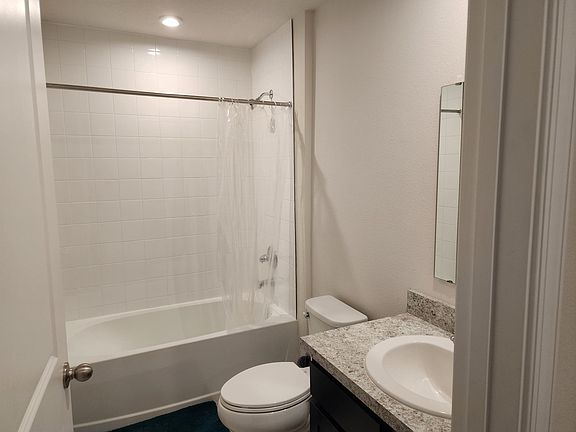 3rd image of 857 Eagle Rock Ter