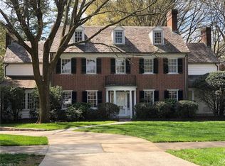 2820 Country Club Rd, Winston Salem, NC 27104