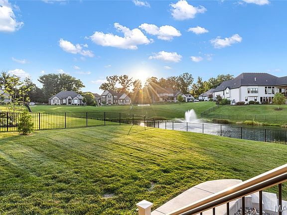 5th image of 205 Westleigh Ct