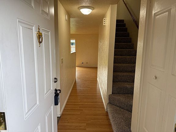 3rd image of 454 S 42nd St