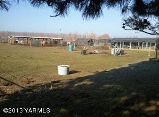 304 Robart Ln, Toppenish, WA 98948